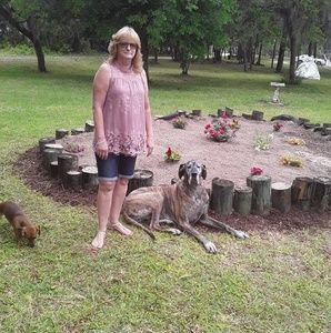 Meet your Posher, Crystal